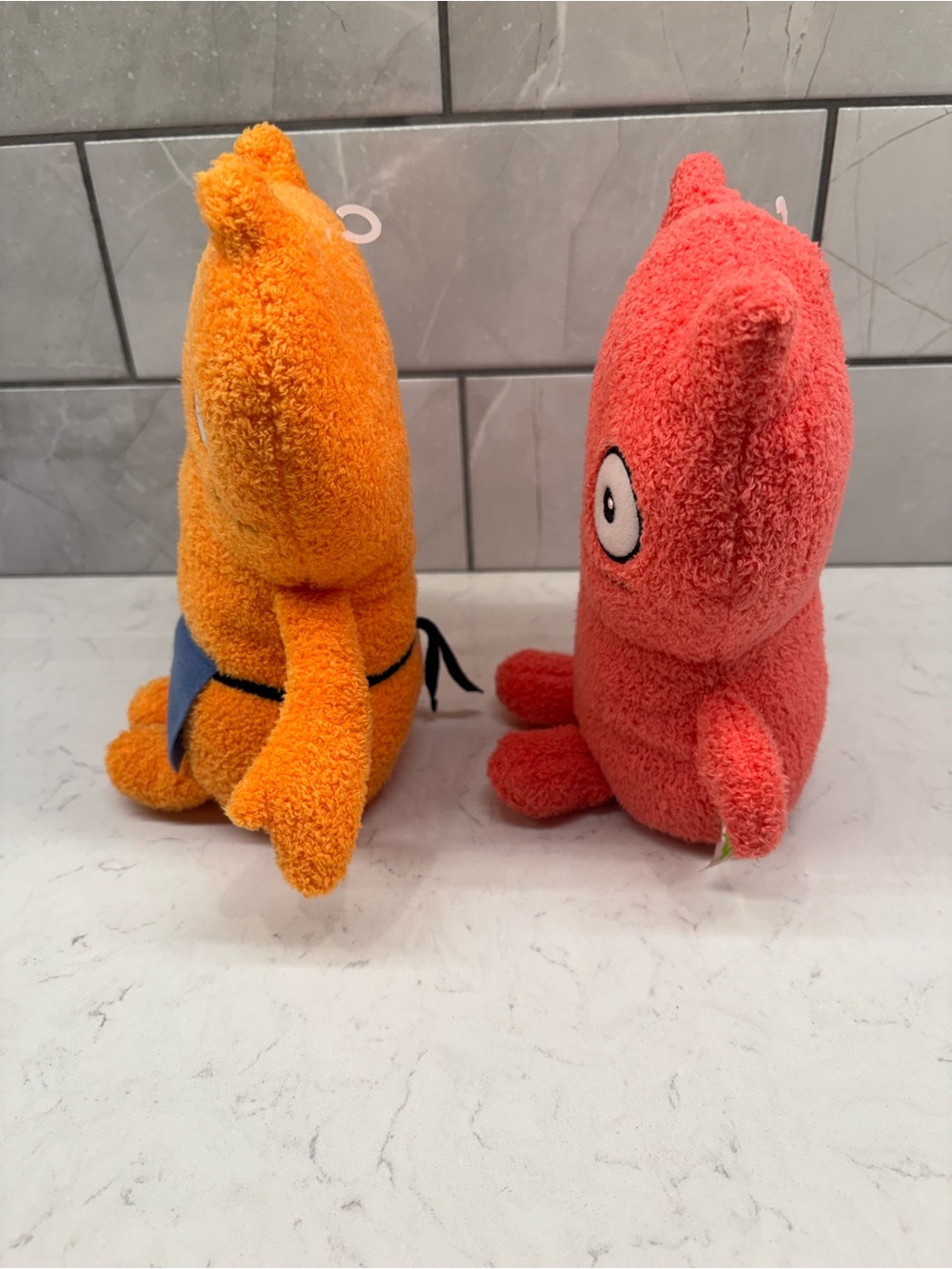 Hasbro Ugly Dolls Orange Wage and Red Lucky Bat Plush Monster Lot 2019 NWOT - Picture 4 of 9